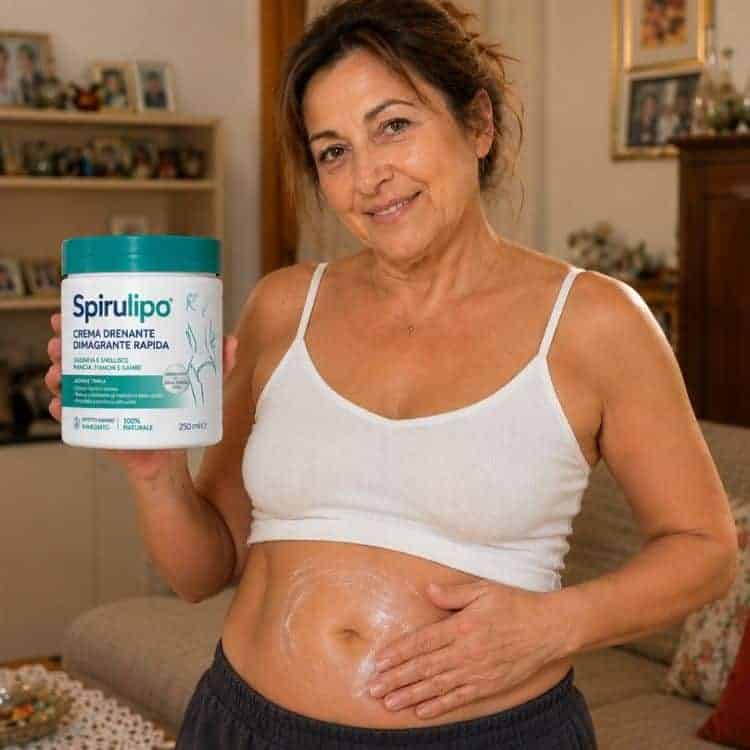 Donna con crema drenante Spirulipo, prodotto per il dimagrimento rapido.